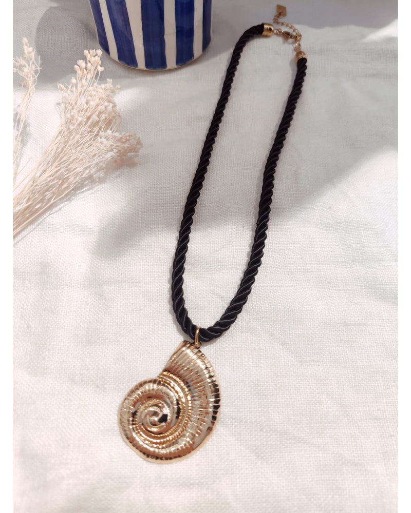 Collier SHELLA
