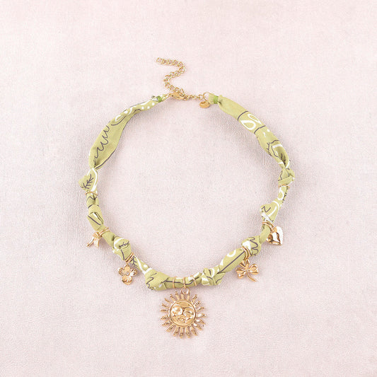 Collier YUHI